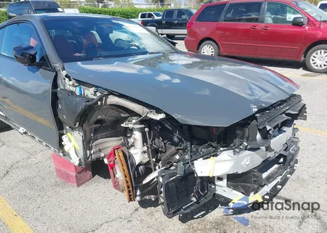 2025 BMW M4 Competition xDrive из США, поврежденный, VIN WBS33HK01SCS74687